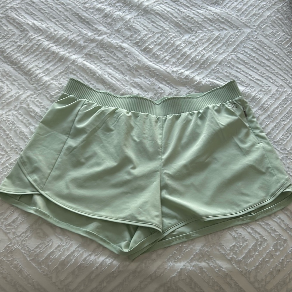 Calia workout shorts, size large